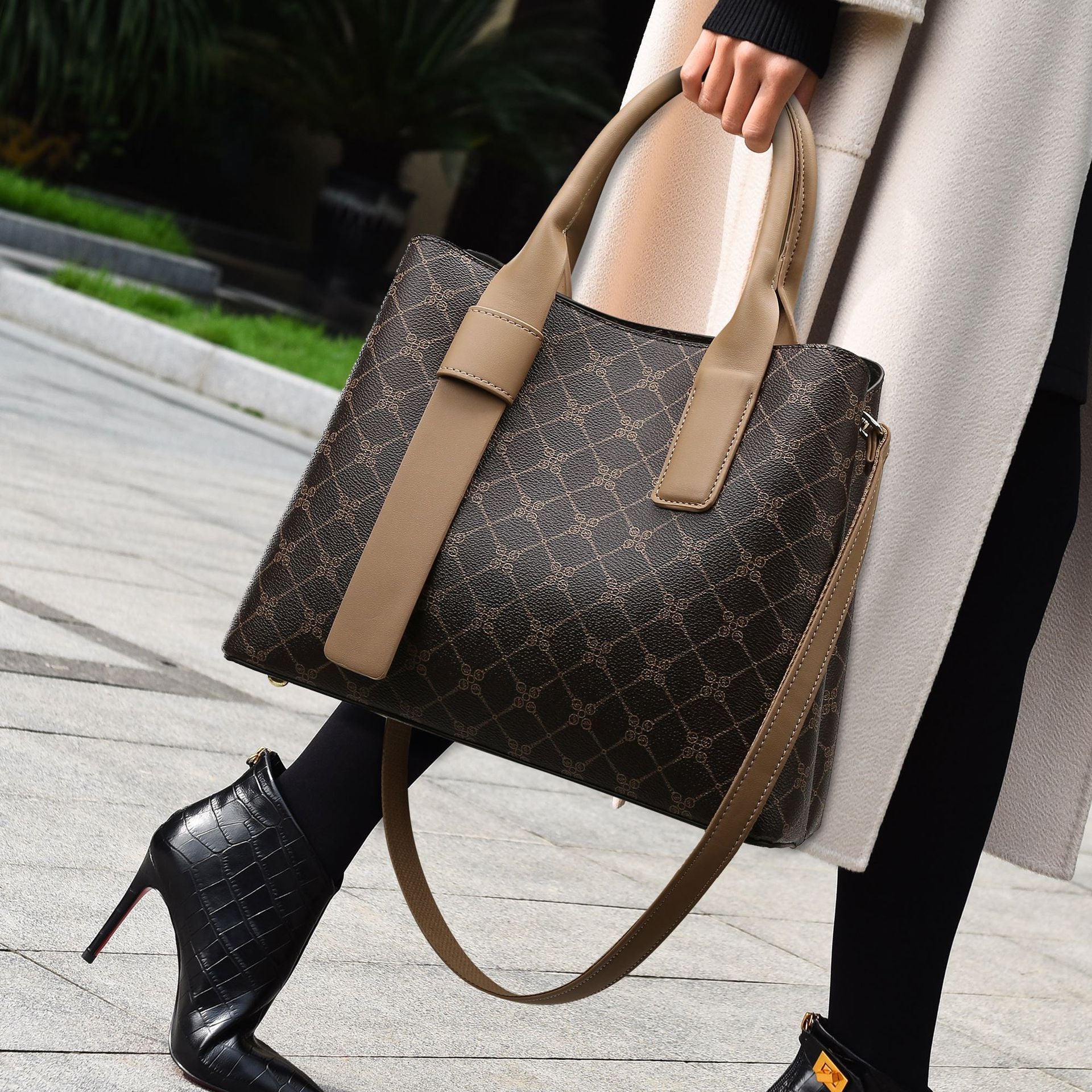 RetroChic Bag